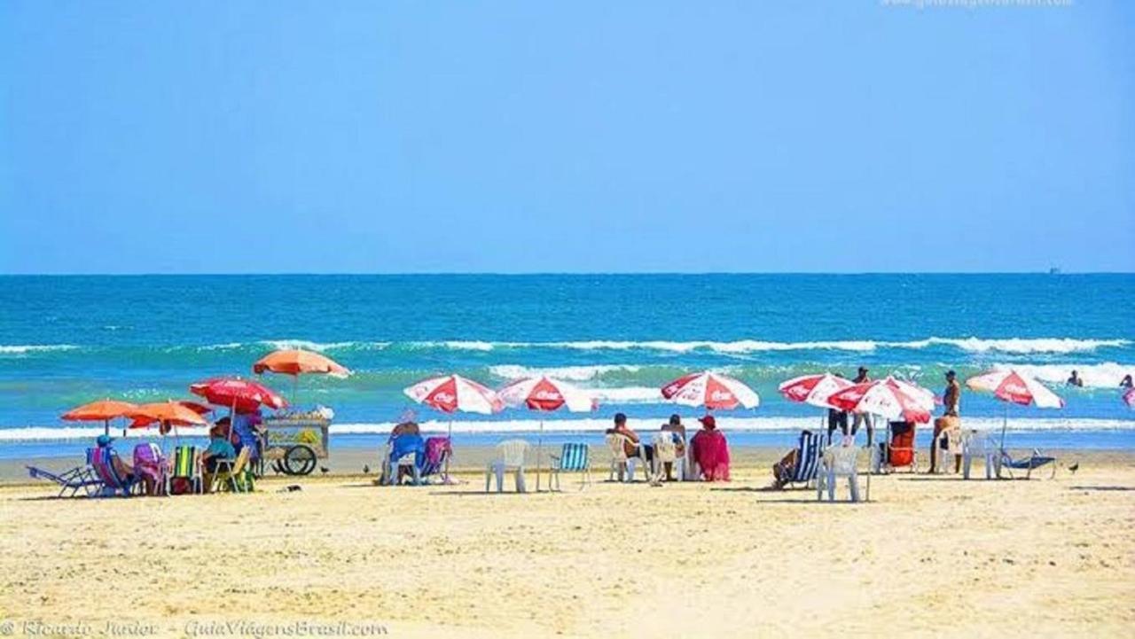 Ape Temporada Praia Grande Sp Completo Com Piscina, Churrasqueira, Estacionamento Esterno foto